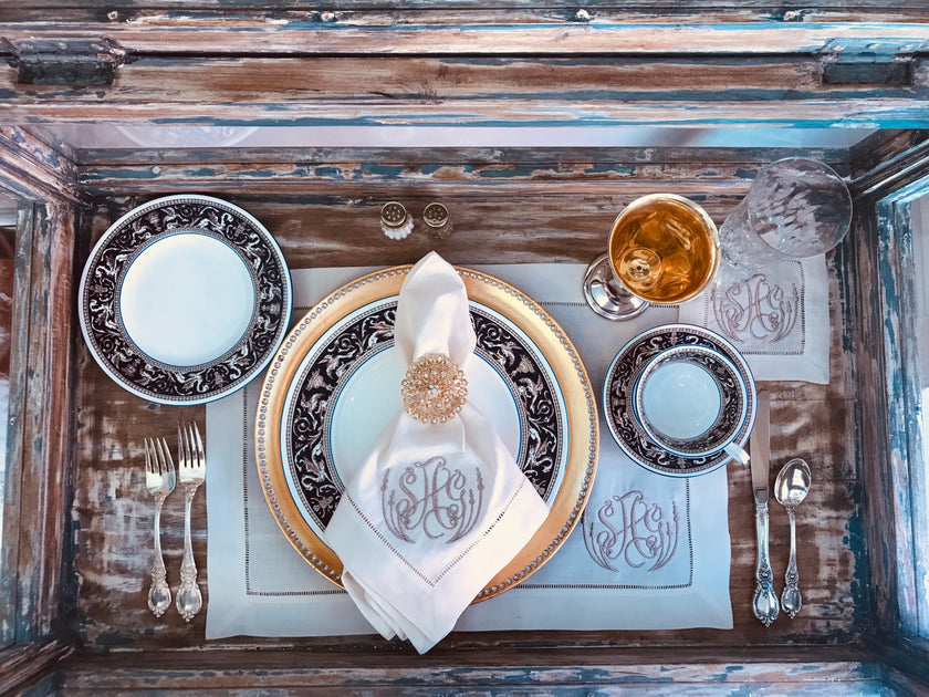 Table Monogrames Monogrammed Table – MonogramsEtc